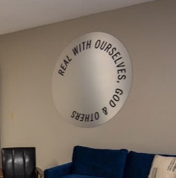 Round Vision Sign - White 48"